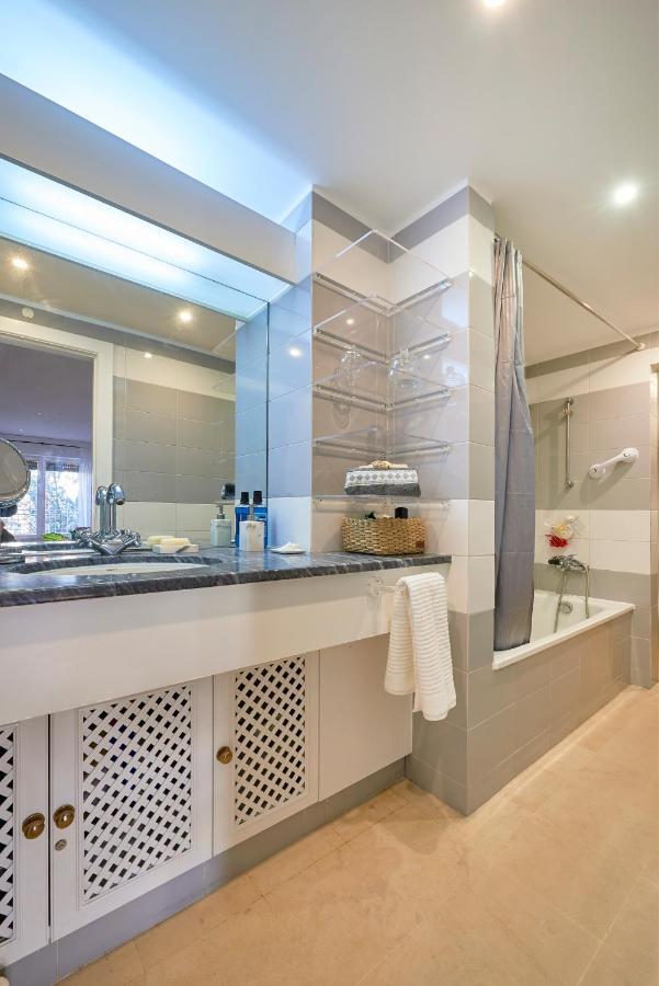 Modern Apartment With Swiming Pool & Garage - Lisabona Exterior foto